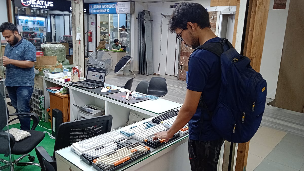 চলতি সপ্তাহে প্রযুক্তি বাজারে ক্রেতাদের আনাগোনা ছিল বেশ কম